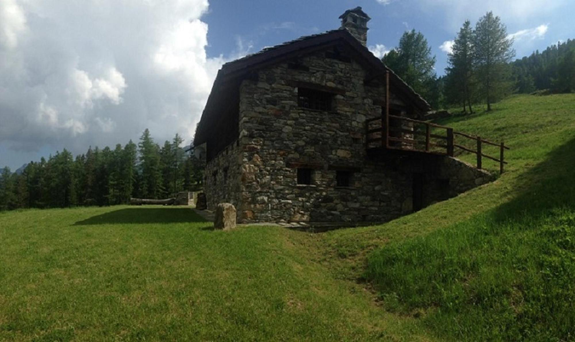 Вилла Baite Cialvrina Грессоне-Сен-Жан Экстерьер фото