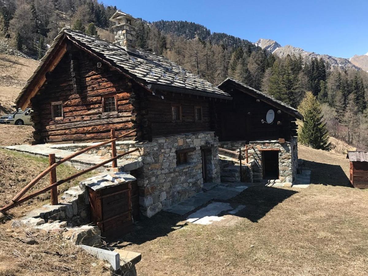 Вилла Baite Cialvrina Грессоне-Сен-Жан Экстерьер фото